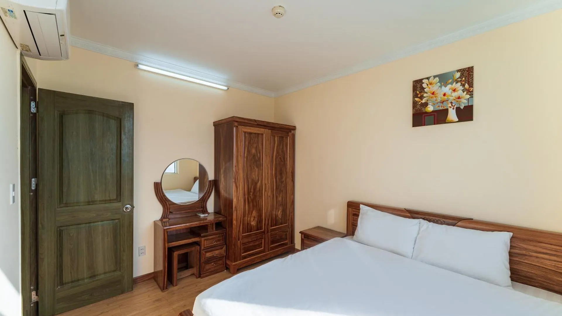 L'Apartment And Signature Nha Trang Tours - Muong Thanh Luxury Khanh Hoa 0*,  Vietname